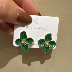 Customer photo of Green Flower Earrings — Vintage Charm & Drip Glaze Finish