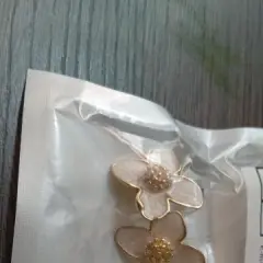 Customer photo of Green Flower Earrings — Vintage Charm & Drip Glaze Finish