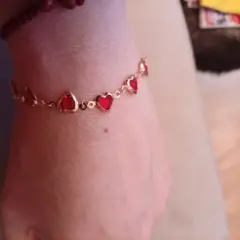 Customer photo of Red Crystal Heart Bracelet — Elegant Metal Chain with Zircon Charm