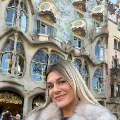 Customer photo of Oversized Faux Fur Coat — Cozy Warmth with Plush Faux Fox Fur