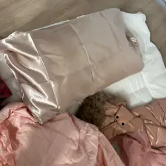 Customer photo of Silk Satin Pillowcase — Smooth Beauty Sleep Hair-Friendly Comfort