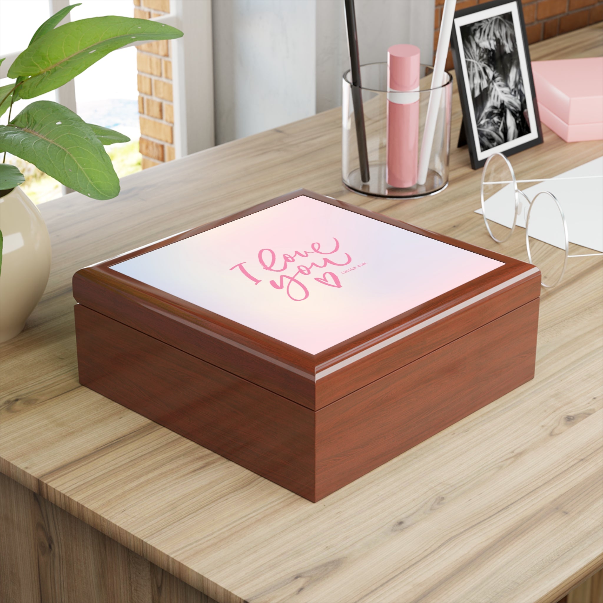 Sentimental Jewelry Box with 'I Love You' Design - Perfect Gift for Loved Ones