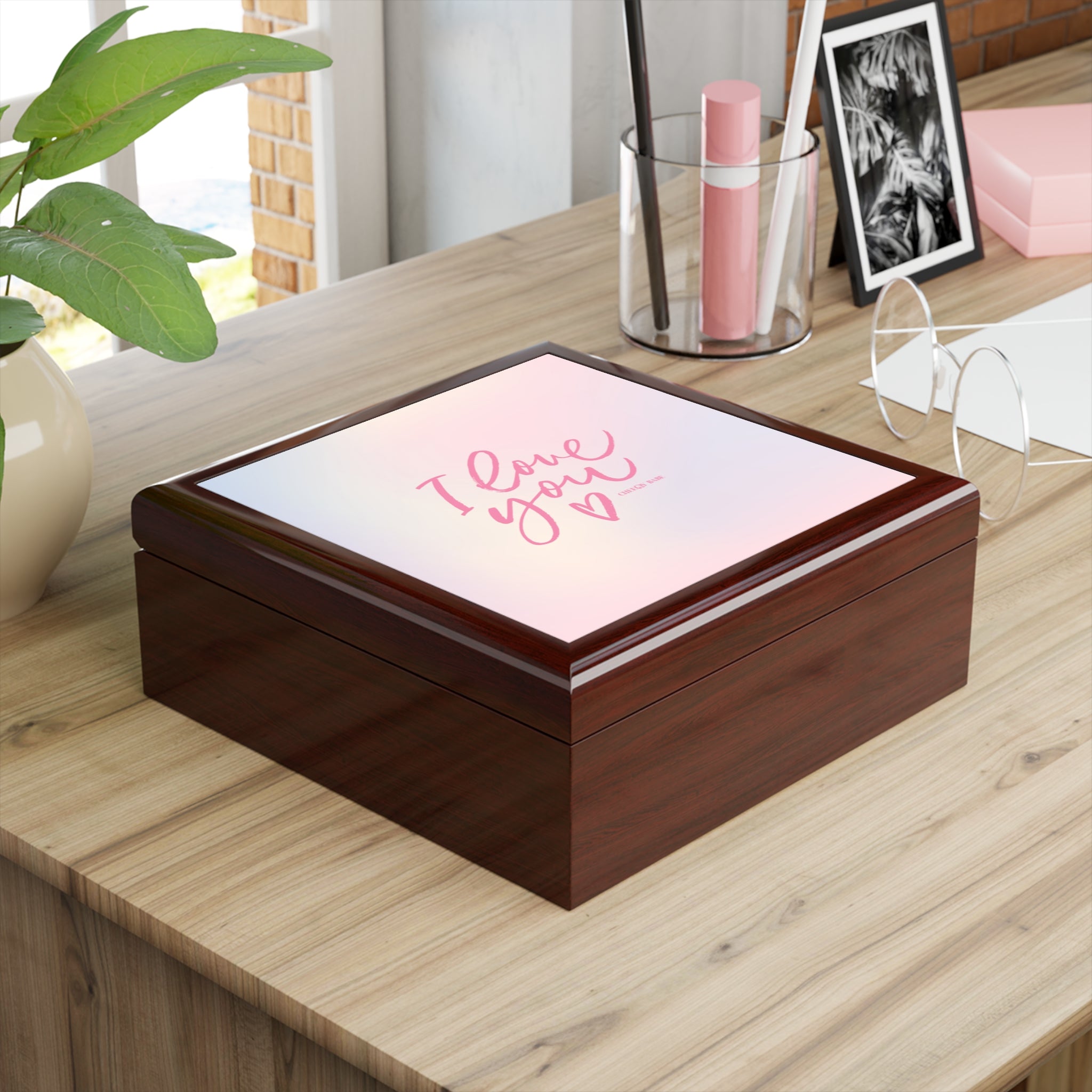 Sentimental Jewelry Box with 'I Love You' Design - Perfect Gift for Loved Ones