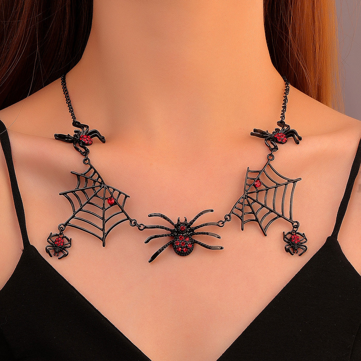 Halloween Spider & Web Necklace – Electroplated Alloy Clavicle Chain