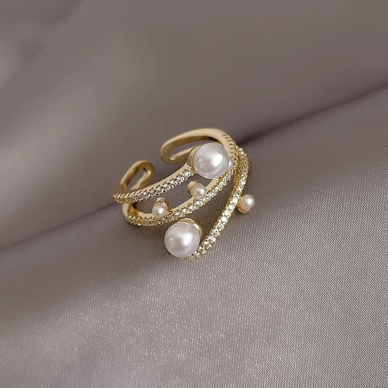 Luxurious and Exquisite Three-Layer Pearl Gold Color Adjustable Ring for Woman Jewelry Korean Fashion Girls Unusual Accessories