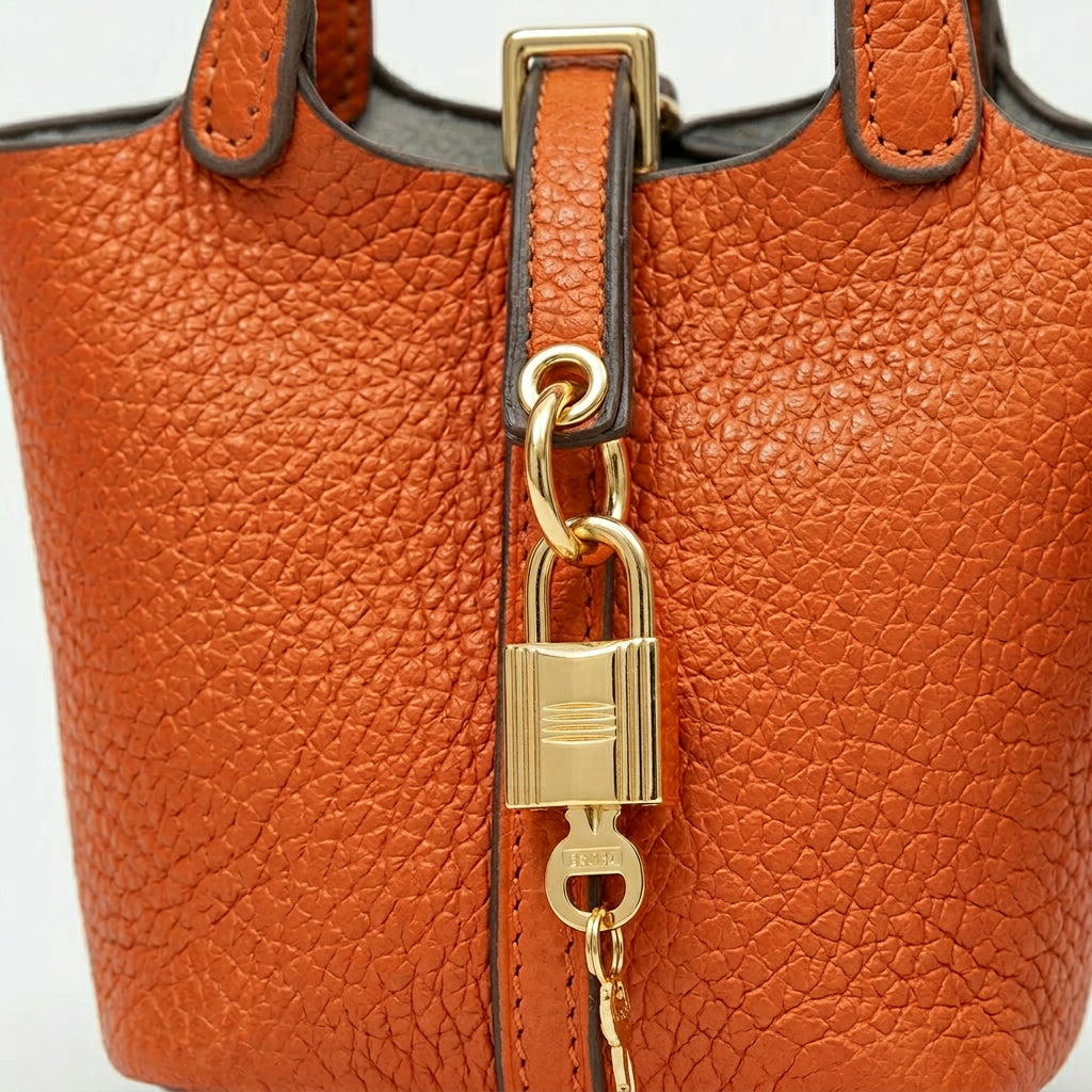 Mini Bag Keychain – Chic Portable Pendant Accessory