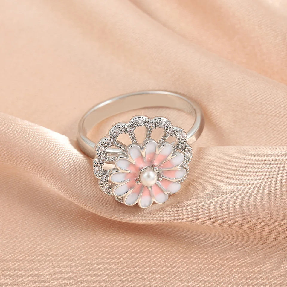 Versatile Rotatable Flower Ring – Adjustable Jewelry