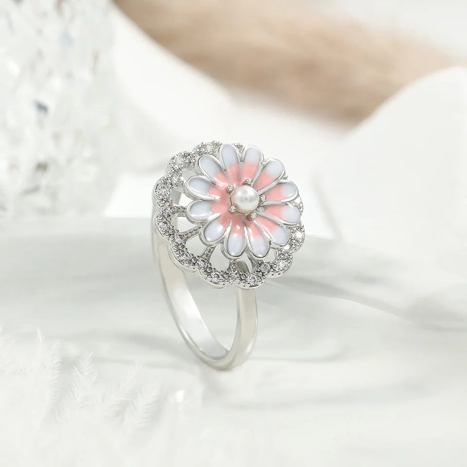 Versatile Rotatable Flower Ring – Adjustable Gold Jewelry