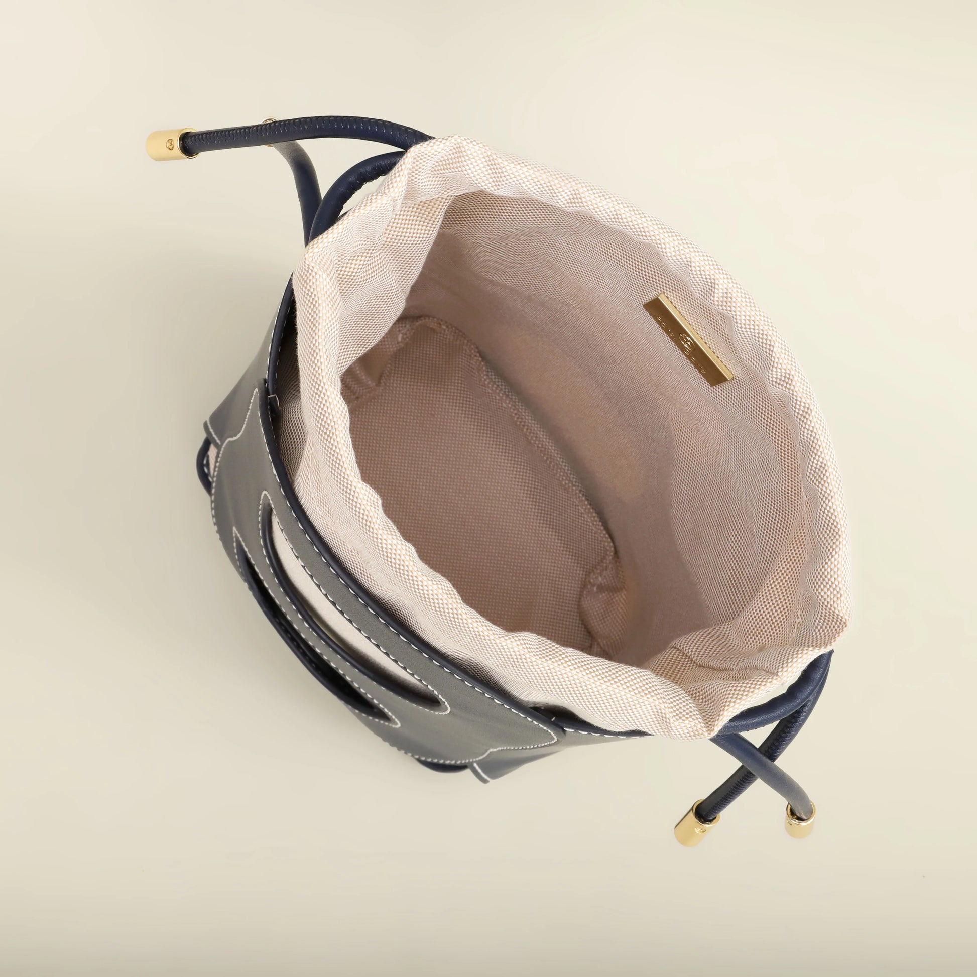 Women's Crossbody Bag Luxury Designer Hollow Beach Bag