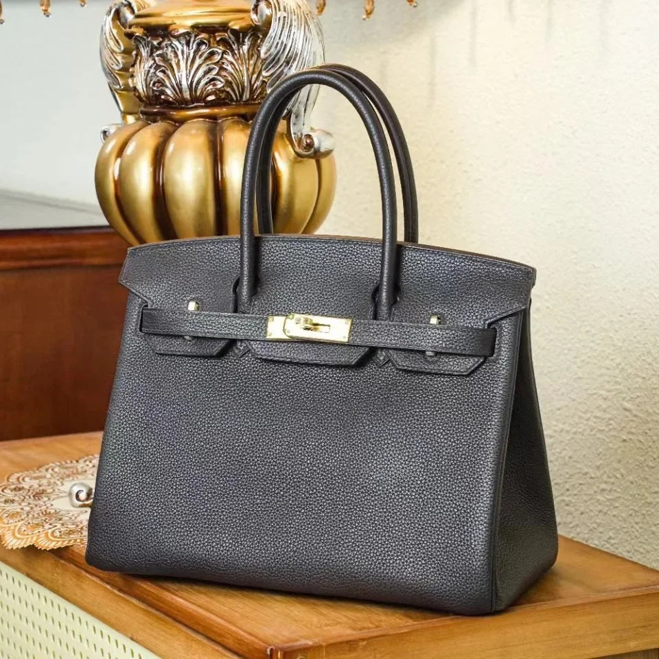 Cowhide Leather Women's Bag – Elegant & Versatile