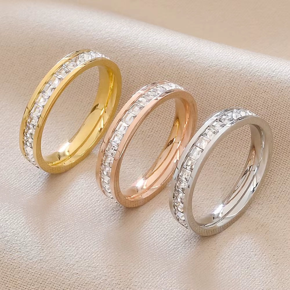 Unisex 4Mm Luxury Stainless Steel Men Women Statement Cubic Zircon Rings Gold Silver Color US Size 3 4 5 6 7 8 9 10 11 12
