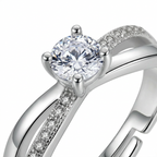925 Sterling Silver Ring – Elegant Cross Design with Zirconia