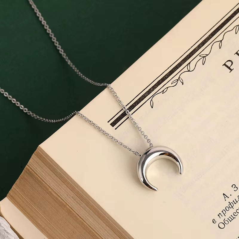 925 Sterling Silver Crescent Necklace for Women Clavicle Chain Moon Simple Jewelry Gifts 2023 New