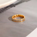 Unisex 4Mm Luxury Stainless Steel Men Women Statement Cubic Zircon Rings Gold Silver Color US Size 3 4 5 6 7 8 9 10 11 12