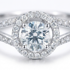 Cubic Zirconia Engagement Ring – Elegant Sparkle in White Gold