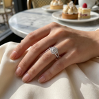 Cubic Zirconia Engagement Ring – Elegant Sparkle in White Gold