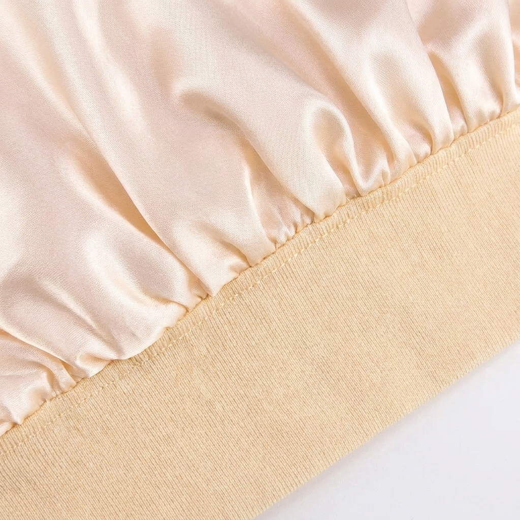 Satin Sleep Bonnet – Frizz Protection with Soft Elastic Band