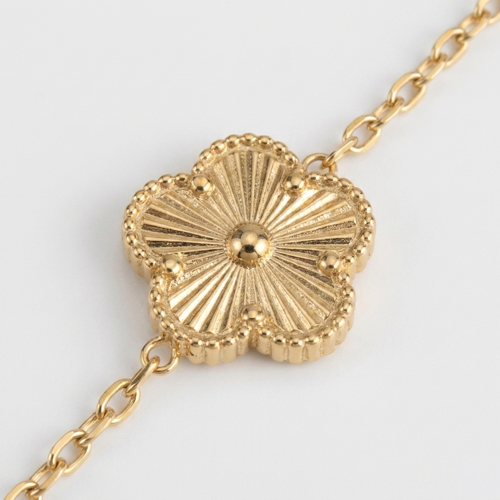 Clover Flower Bracelet – Adjustable Stainless Steel Design