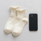 Ruffle Ankle Socks – Chic Breathable Cotton Blend