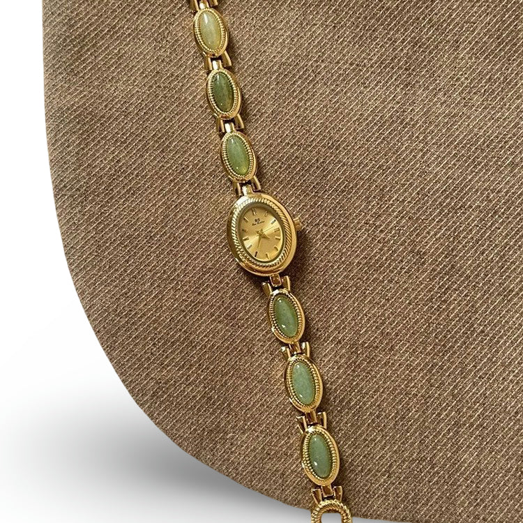 Green Jade Oval Bracelet Watch Elegant Quartz Alloy (Women)