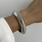 Metal Cuff Bracelet – Bold Geometric Style & Adjustable Bangle